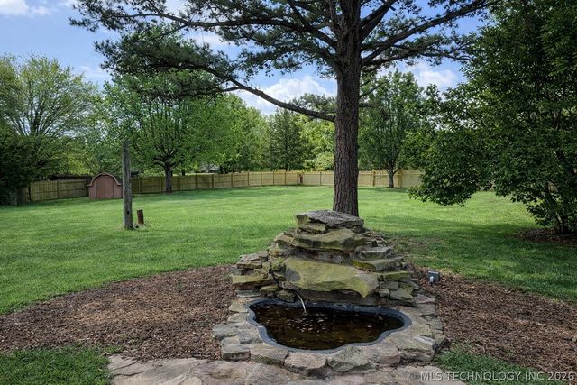 20 Brookwood Drive, Eufaula, OK 74432