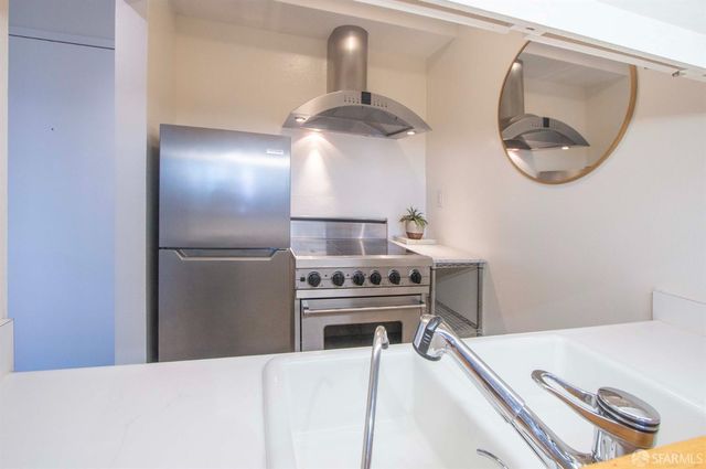 95 Red Rock Way 303M, San Francisco, CA 94131