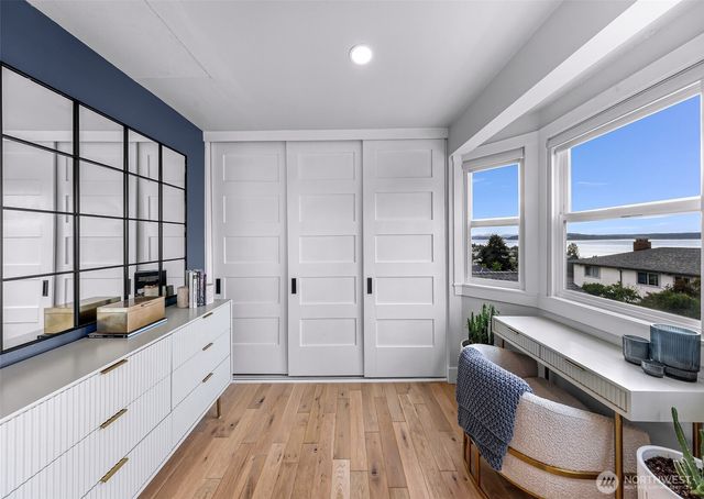 5336 SW Admiral Way, Seattle, WA 98116