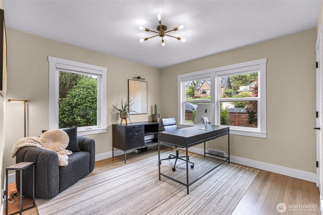 5336 SW Admiral Way, Seattle, WA 98116