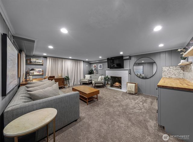 5336 SW Admiral Way, Seattle, WA 98116