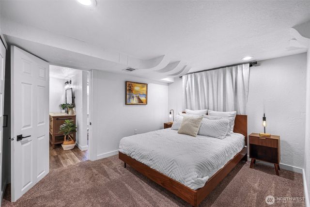 5336 SW Admiral Way, Seattle, WA 98116