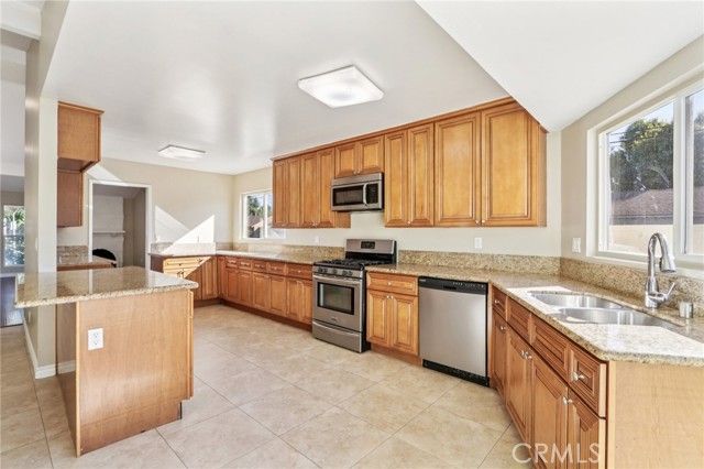 7401 Casaba Avenue, Winnetka (los Angeles), CA 91306