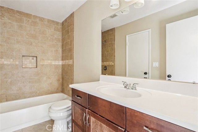 7401 Casaba Avenue, Winnetka (los Angeles), CA 91306