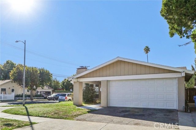 7401 Casaba Avenue, Winnetka (los Angeles), CA 91306