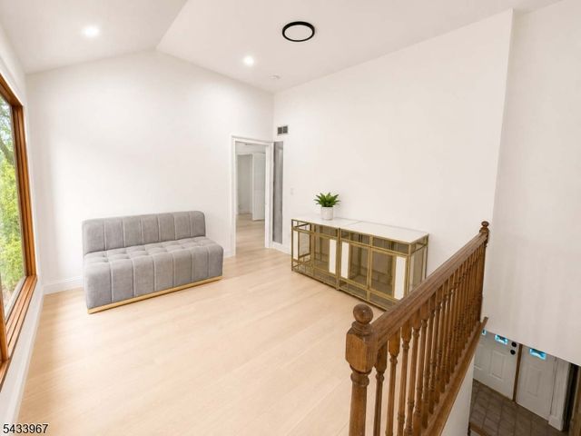 3 Hillcrest Ave, Washington Twp., NJ 07865
