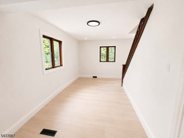 3 Hillcrest Ave, Washington Twp., NJ 07865
