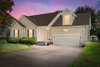 3560 Sandpiper Dr, Clarksville, TN 37042