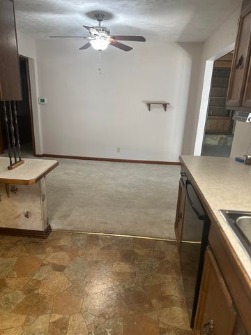 1155 S Skelly st, El Dorado, KS 67042