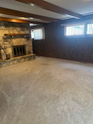 1155 S Skelly st, El Dorado, KS 67042