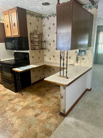 1155 S Skelly st, El Dorado, KS 67042