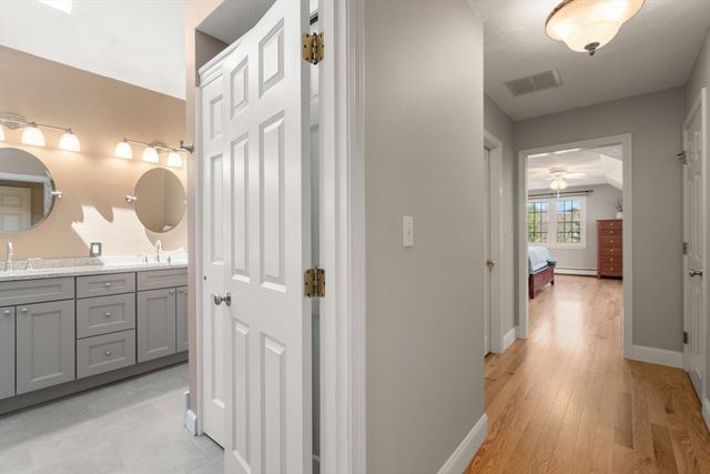 6 Berkshire St, Norfolk, MA 02056