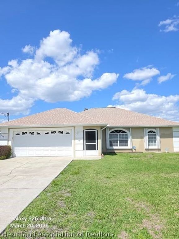 216 Chicago Way NE, Lake Placid, FL 33852