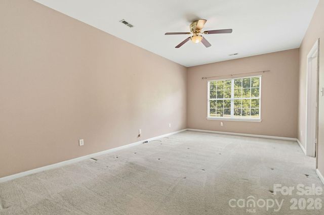 2017 Legend Creek Lane, Charlotte, NC 28227