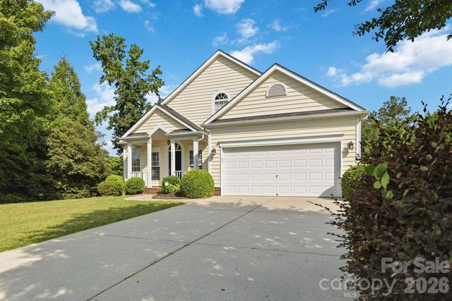 2017 Legend Creek Lane, Charlotte, NC 28227