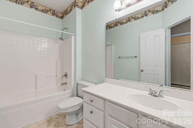 2017 Legend Creek Lane, Charlotte, NC 28227