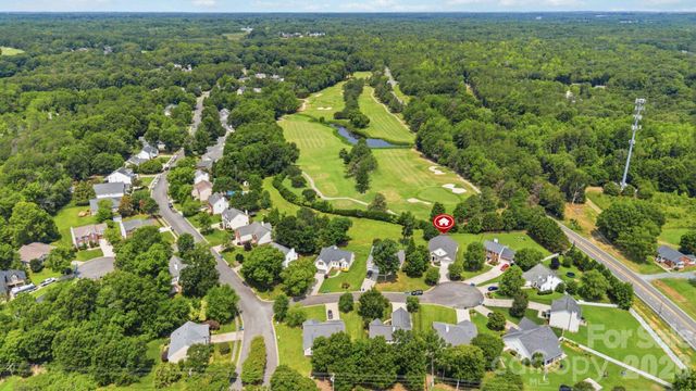 2017 Legend Creek Lane, Charlotte, NC 28227