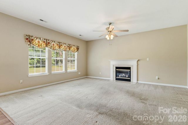 2017 Legend Creek Lane, Charlotte, NC 28227