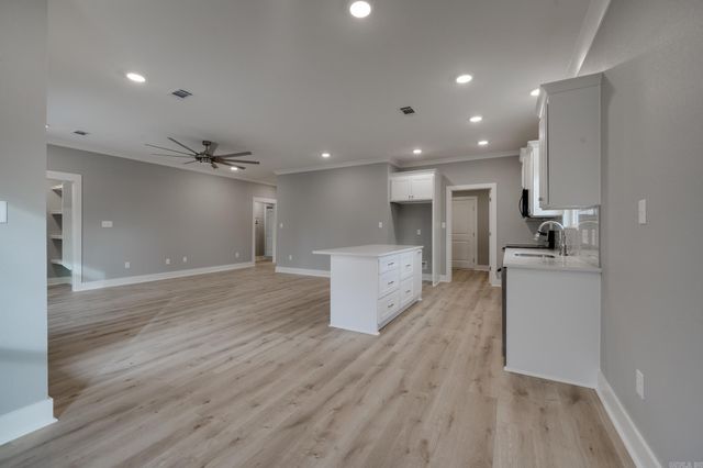 209 N Griffin Street, Morrilton, AR 72110