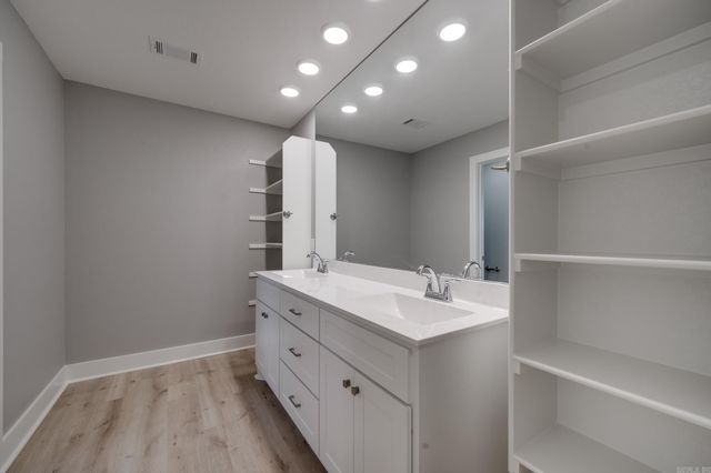 209 N Griffin Street, Morrilton, AR 72110