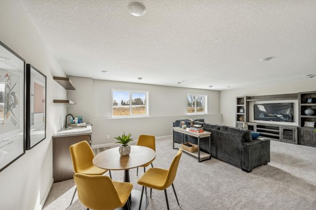 937 Kepler Avenue NE, Hanover, MN 55341