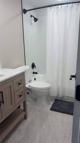 403 63RD STREET, Holmes Beach, FL 34217