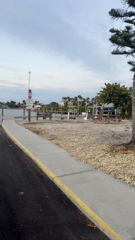 403 63RD STREET, Holmes Beach, FL 34217