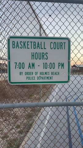 403 63RD STREET, Holmes Beach, FL 34217