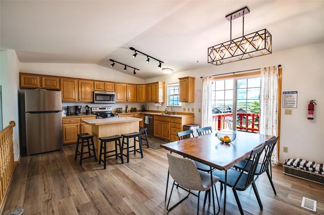 716 Lazy M STREET, Red Lodge, MT 59068