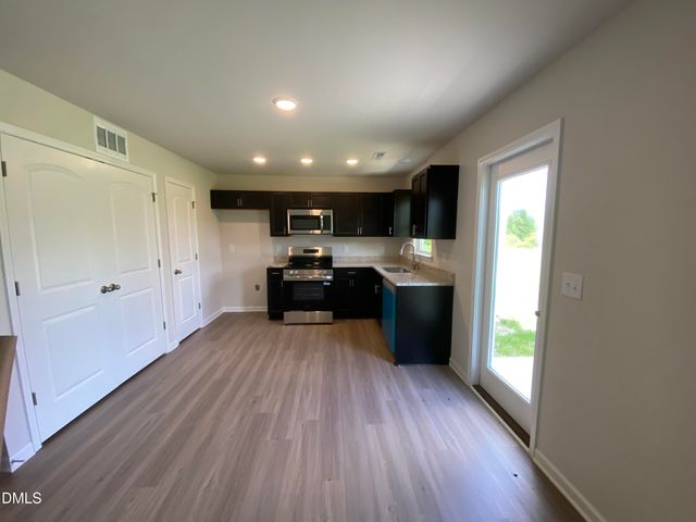 206 Streamlet Drive, Fremont, NC 27830