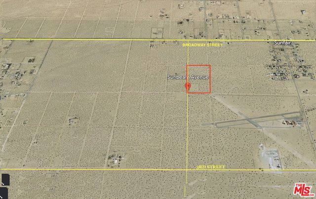 403 Sun Beam Avenue, Joshua Tree, CA 92252