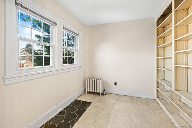 3 Ridgecrest E, Scarsdale, NY 10583