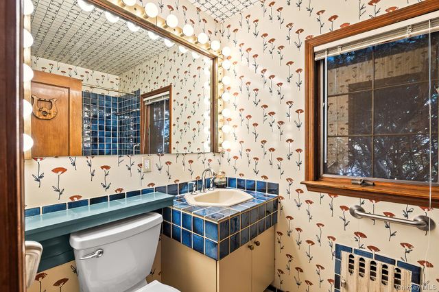 3 Ridgecrest E, Scarsdale, NY 10583