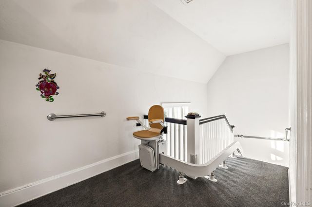 3 Ridgecrest E, Scarsdale, NY 10583