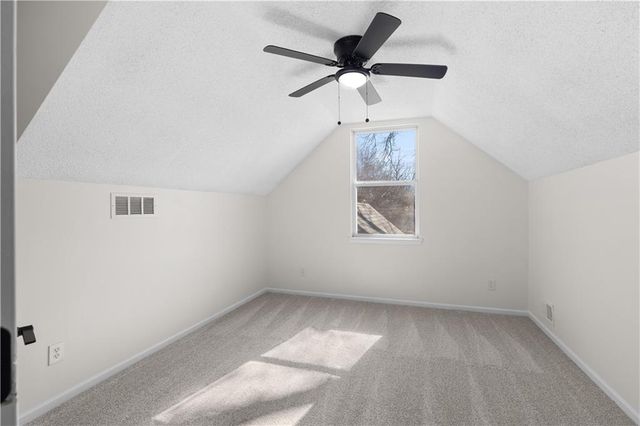 1116 E 77th Terrace, Kansas City, MO 64131