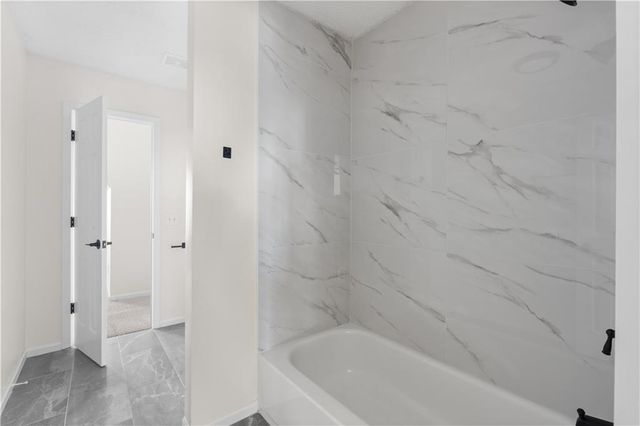 1116 E 77th Terrace, Kansas City, MO 64131