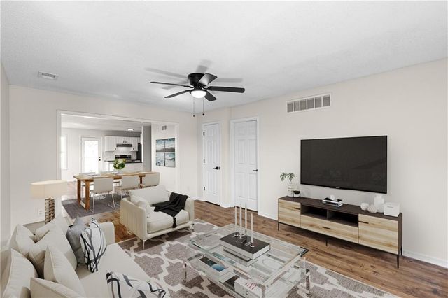 1116 E 77th Terrace, Kansas City, MO 64131