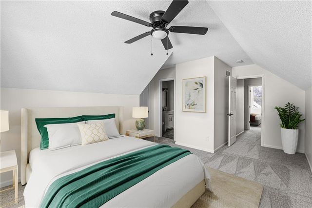 1116 E 77th Terrace, Kansas City, MO 64131