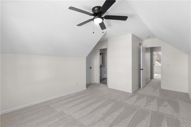 1116 E 77th Terrace, Kansas City, MO 64131