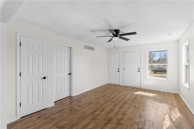 1116 E 77th Terrace, Kansas City, MO 64131