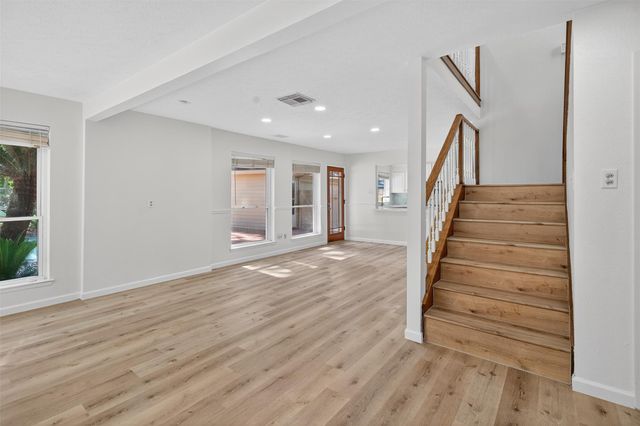 3810 Glenwood Springs Dr, Kingwood, TX 77345