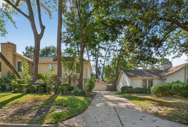 3810 Glenwood Springs Dr, Kingwood, TX 77345