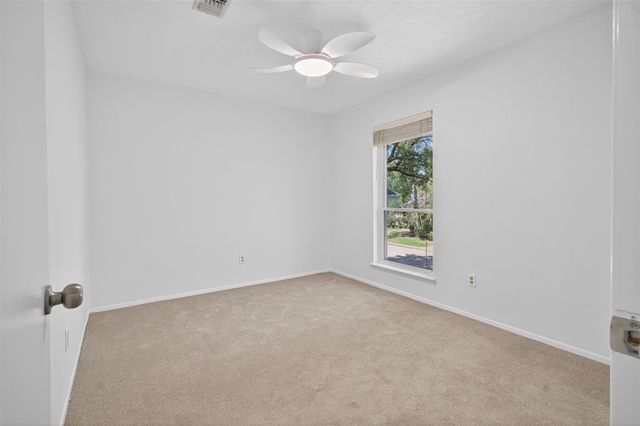 3810 Glenwood Springs Dr, Kingwood, TX 77345