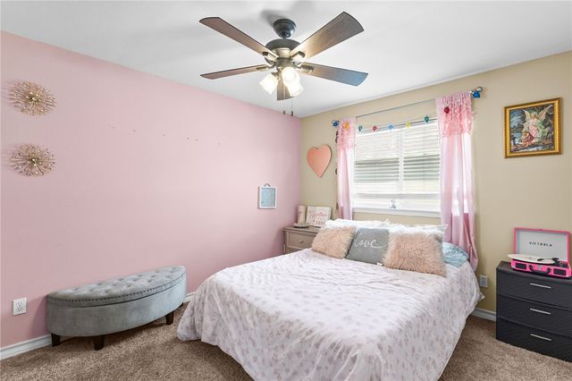 5809 Montserrat Dr, Corpus Christi, TX 78414