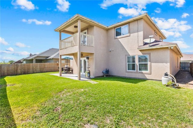 5809 Montserrat Dr, Corpus Christi, TX 78414