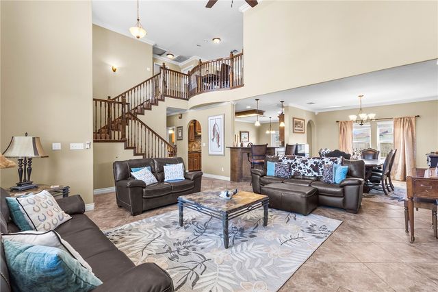5809 Montserrat Dr, Corpus Christi, TX 78414