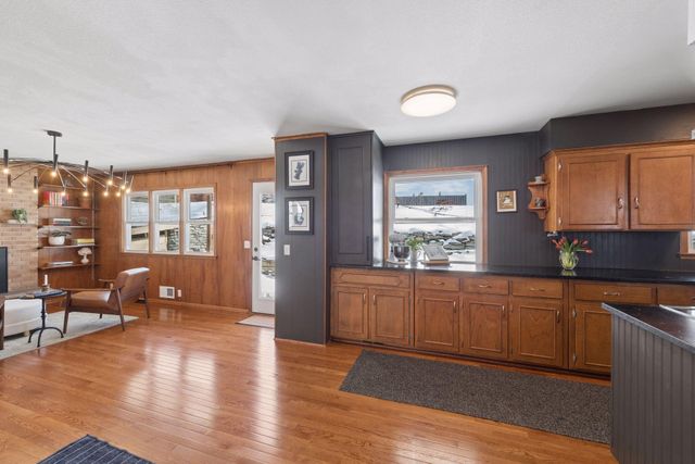 2320 Valders Avenue N, Golden Valley, MN 55427