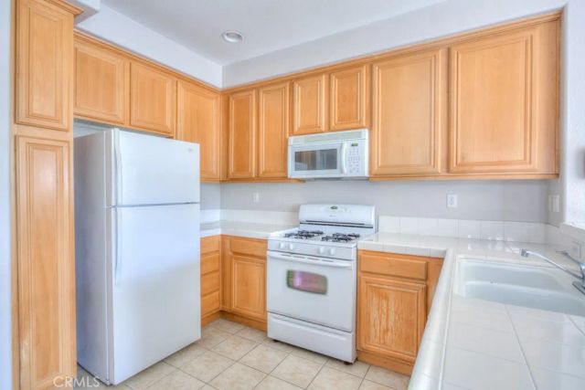 7748 Hess 3, Rancho Cucamonga, CA 91739
