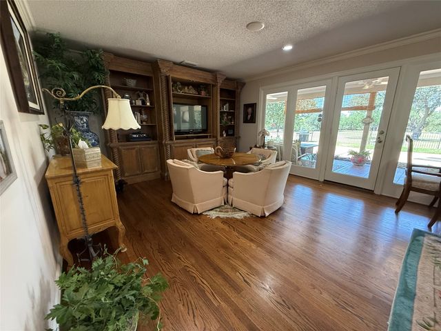 14635 Tanglewood Drive, Farmers Branch, TX 75234