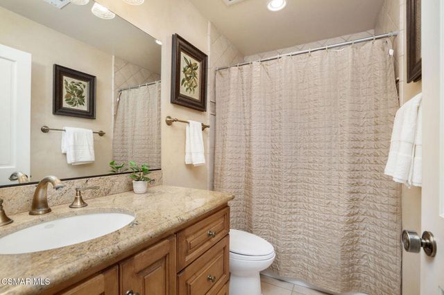 5750 Hempstead Drive, Agoura Hills, CA 91301